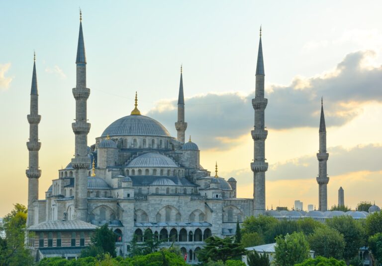 Istanbul Mosque — LifeTsak travel guide